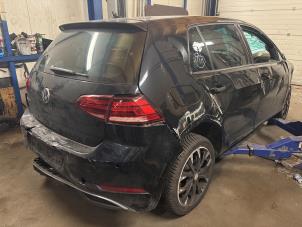 Volkswagen Golf VII 1.0 TSI 12V BlueMotion Vehículo de desguace (2019, Metálico, Negro)