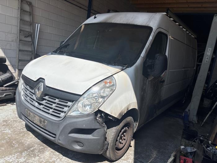 Renault Master III 2.3 dCi 125 16V FWD Vehículo de desguace (2018, Blanco)
