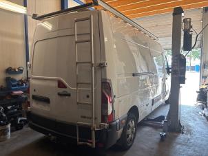 Renault Master III 2.3 dCi 125 16V FWD Vehículo de desguace (2018, Blanco)