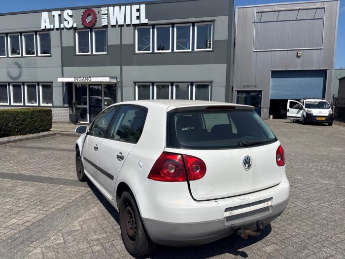 Volkswagen Golf V 2.0 SDI Vehículo de desguace (2005, Blanco)