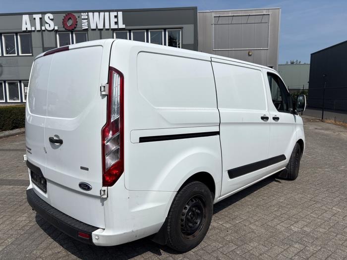 Ford Transit Custom 2.0 TDCi 16V Eco Blue 130 Vehículo de desguace (2018, Blanco)