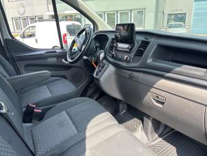 Ford Transit Custom 2.0 TDCi 16V Eco Blue 130 Vehículo de desguace (2018, Blanco)