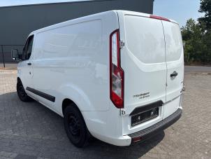 Ford Transit Custom 2.0 TDCi 16V Eco Blue 130 Vehículo de desguace (2018, Blanco)
