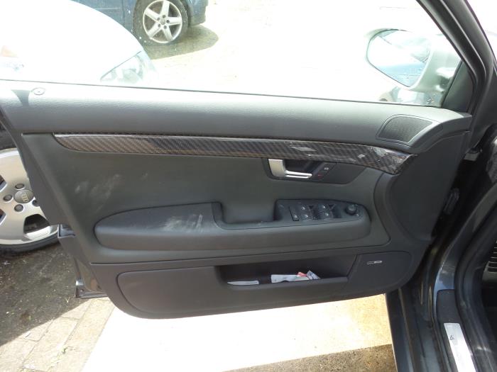 Audi RS4 Schrottauto (2008, Grau)