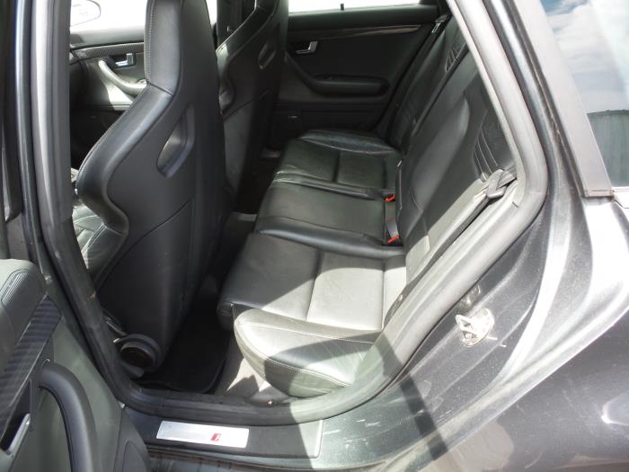 Audi RS4 Schrottauto (2008, Grau)