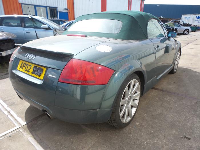 Audi TT Roadster 1.8 T 20V Quattro Vehículo de desguace (2002, Verde)