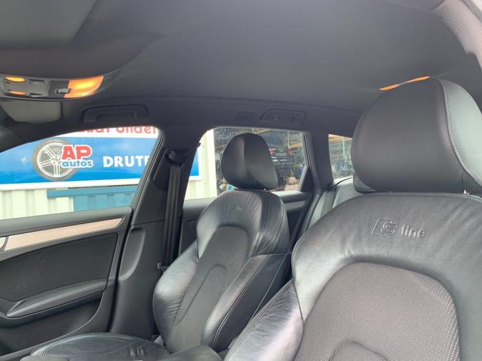 Audi A4 Avant 2.0 TFSI 16V Skadat fordon (2010, GRIJS)
