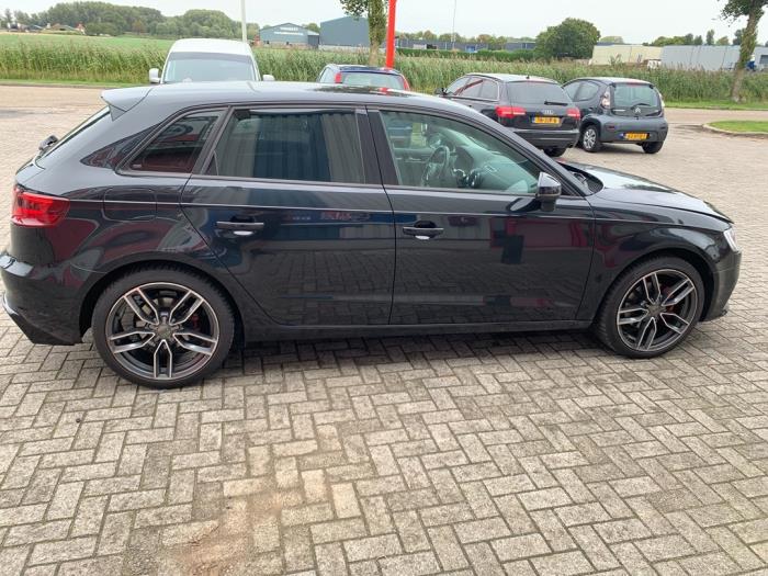 Audi A3 Sportback 1.4 TFSI 16V Skadat fordon (2013, ZWART)