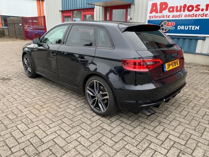 Audi A3 Sportback 1.4 TFSI 16V Skadat fordon (2013, ZWART)