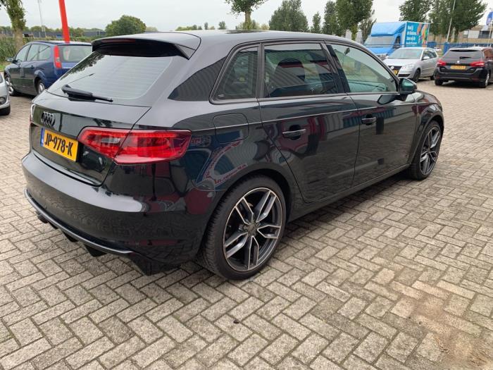Audi A3 Sportback 1.4 TFSI 16V Skadat fordon (2013, ZWART)
