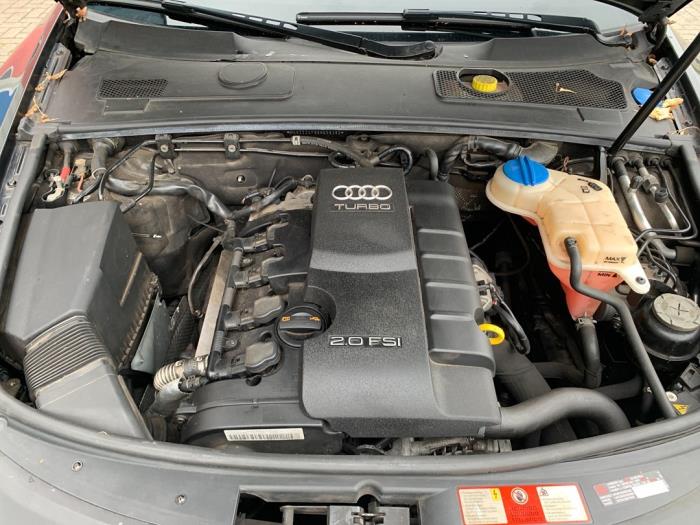 Audi A6 Avant 2.0 T FSI 16V Schrottauto (2009, Schwarz)