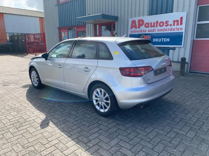 Audi A3 Sportback 1.4 TFSI 16V Schrottauto (2013, Grau)