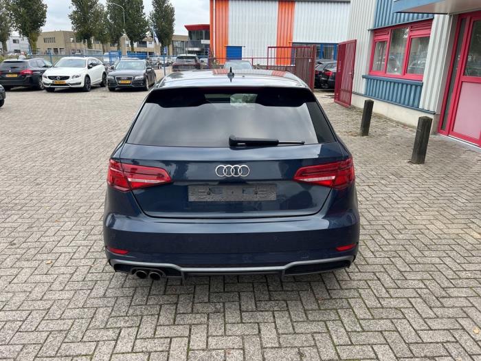 Audi A3 Sportback 1.4 TFSI ACT Ultra 16V Skrotfordon (2017, BLAUW)