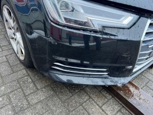 Audi A4 Avant 2.0 TDI Ultra 16V Épave (2017, Noir)