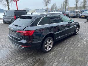Audi A4 Avant 2.0 TDI Ultra 16V Épave (2017, Noir)