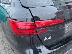 Audi A4 Avant 2.0 TDI Ultra 16V Épave (2017, Noir)