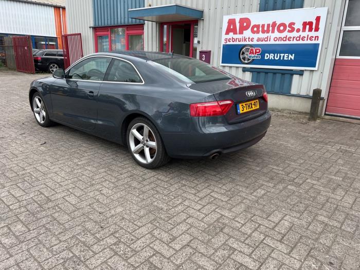 Audi A5 3.2 FSI V6 24V Quattro Unfallauto (2007, Grau)