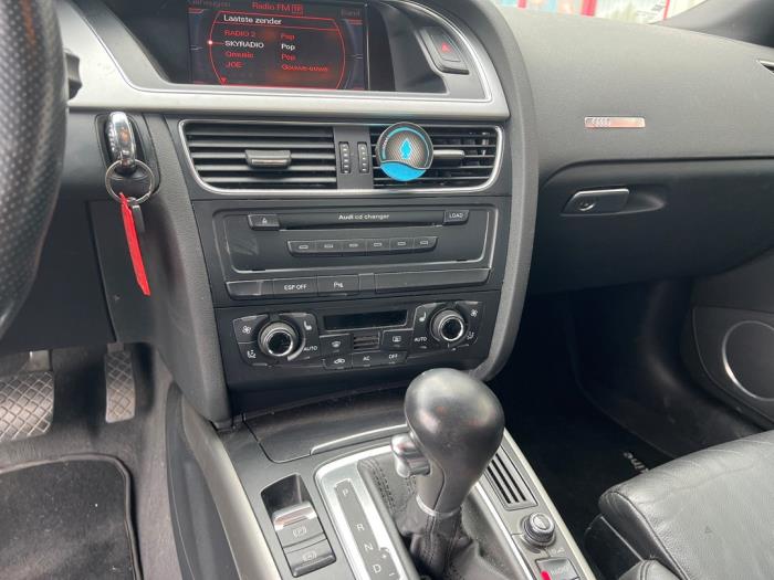 Audi A5 3.2 FSI V6 24V Quattro Unfallauto (2007, Grau)