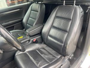 Audi A4 Cabriolet 3.0 V6 30V Coche dañado (2004, Gris)