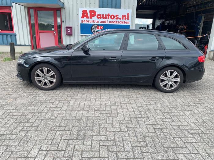 Audi A4 Avant 2.0 TFSI 16V Quattro Coche dañado (2009, Negro)