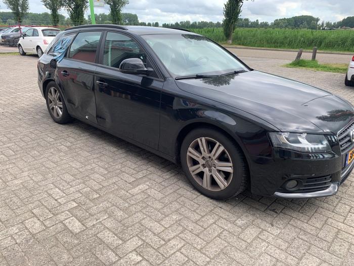 Audi A4 Avant 2.0 TFSI 16V Quattro Coche dañado (2009, Negro)