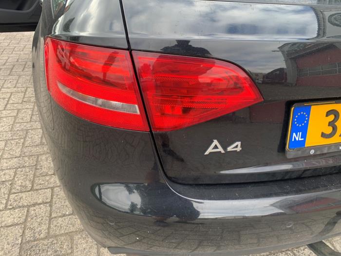 Audi A4 Avant 2.0 TFSI 16V Quattro Coche dañado (2009, Negro)