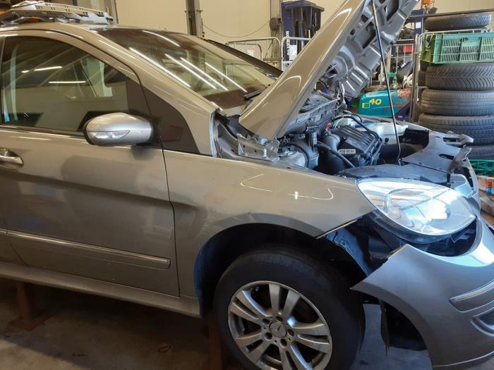 Mercedes B 2.0 B-200 CDI 16V Schrottauto (2008, Grau)