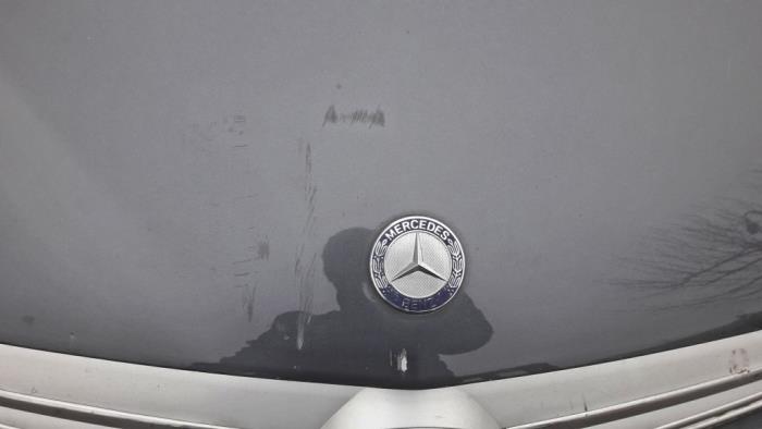 Mercedes C Estate 2.2 C-200 CDI 16V . Schrottauto (2009, Grau)