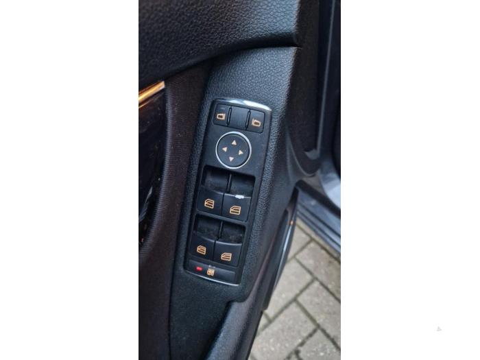Mercedes C 1.8 C-200K 16V Vehículo de desguace (2007, Oscuro, Gris)