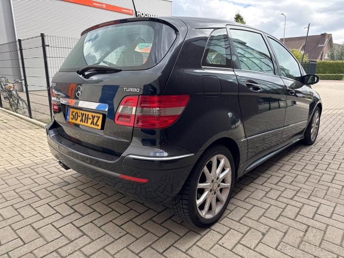 Mercedes B 2.0 B-200 16V Turbo Épave (2007, Métallisé, Noir)