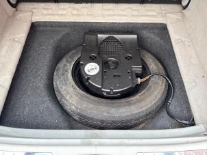Mercedes B 2.0 B-200 16V Turbo Épave (2007, Métallisé, Noir)