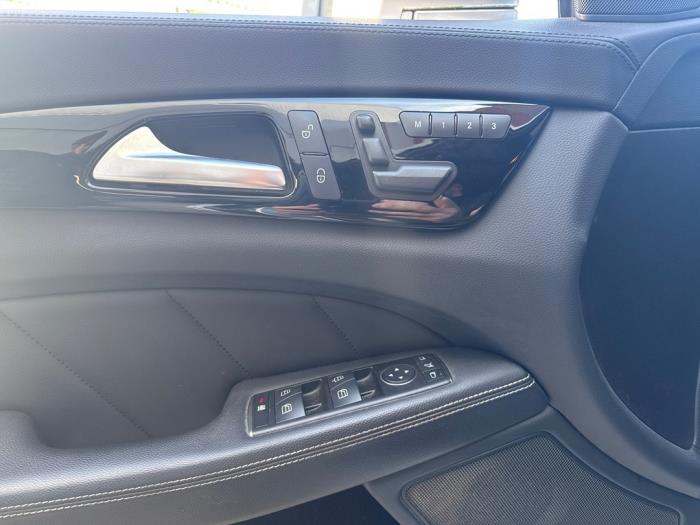 Mercedes CLS Shooting Brake 350 CDI BlueEfficiency 3.0 V6 24V Salvage vehicle (2013, Metallic, Silver grey)