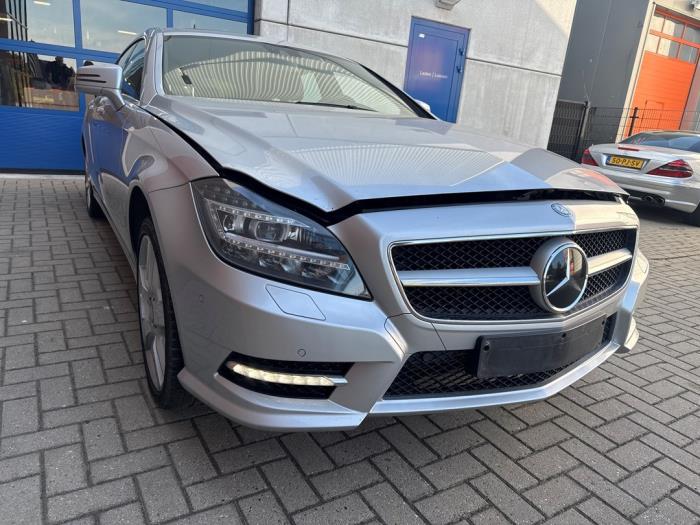 Mercedes CLS Shooting Brake 350 CDI BlueEfficiency 3.0 V6 24V Salvage vehicle (2013, Metallic, Silver grey)