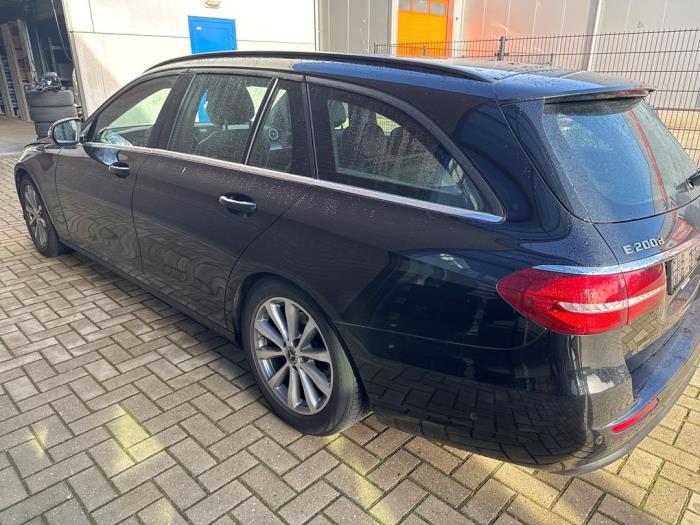 Mercedes E Estate E-200d 2.0 Turbo 16V Skrotfordon (2017, METALLIC ZWART)
