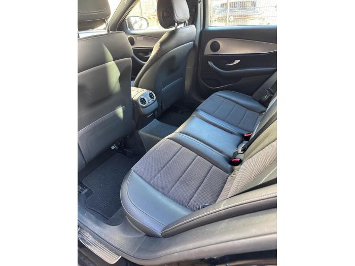 Mercedes E Estate E-200d 2.0 Turbo 16V Skrotfordon (2017, METALLIC ZWART)