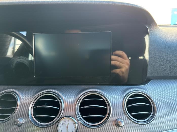 Mercedes E Estate E-200d 2.0 Turbo 16V Skrotfordon (2017, METALLIC ZWART)