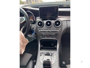 Mercedes C C-200 2.0 CGI 16V Vehículo de desguace (2018, Blanco)