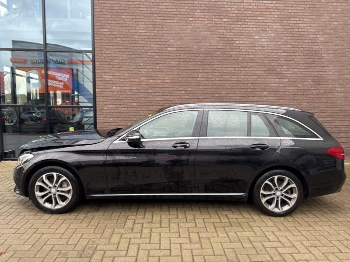 Mercedes C Estate C-350 e 2.0 16V Vehículo de desguace (2015, Metálico, Negro)