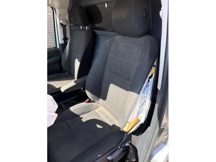 Mercedes Vito 2.2 114 CDI 16V Vehículo de desguace (2017, Metálico, Gris plateado)