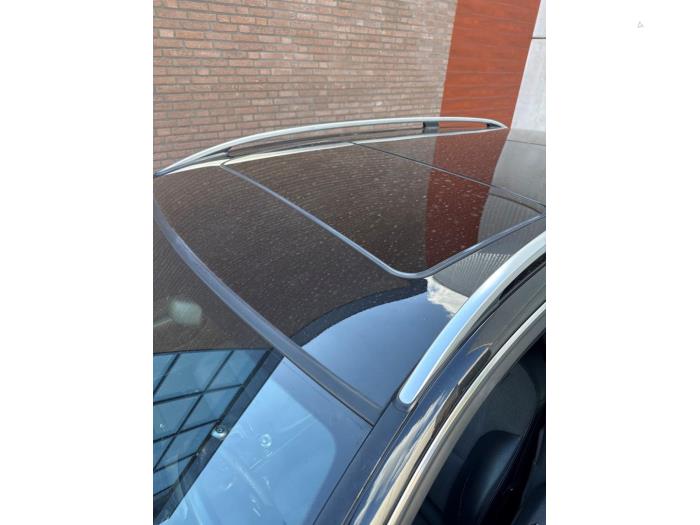 Mercedes C Estate 2.2 C-220 CDI 16V BlueEfficiency Vehículo de desguace (2010, Metálico, Negro)