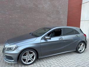 Mercedes A 2.2 A-220 CDI 16V Vehículo de desguace (2013, Metálico, Gris)