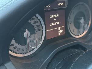 Mercedes A 2.2 A-220 CDI 16V Vehículo de desguace (2013, Metálico, Gris)