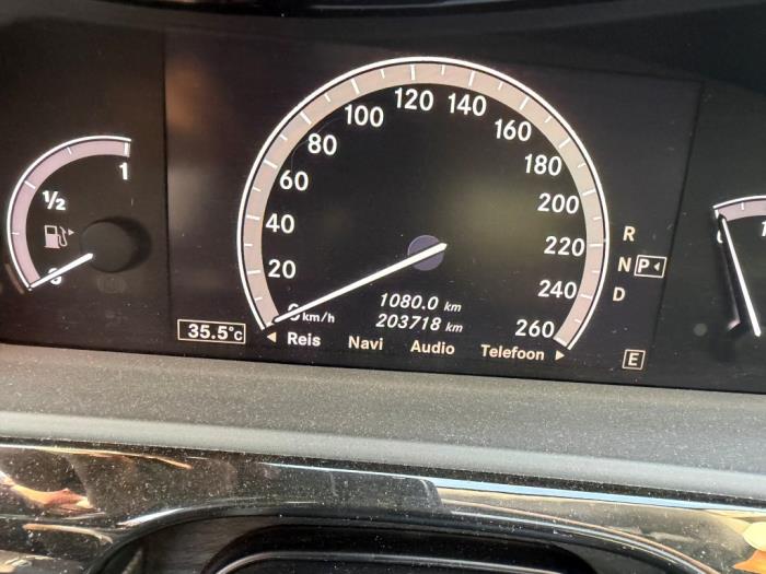 Mercedes S 3.0 S-350 BlueTec 24V 4-Matic Vehículo de desguace (2012, Metálico, Negro)