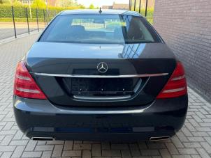 Mercedes S 3.0 S-350 BlueTec 24V 4-Matic Vehículo de desguace (2012, Metálico, Negro)