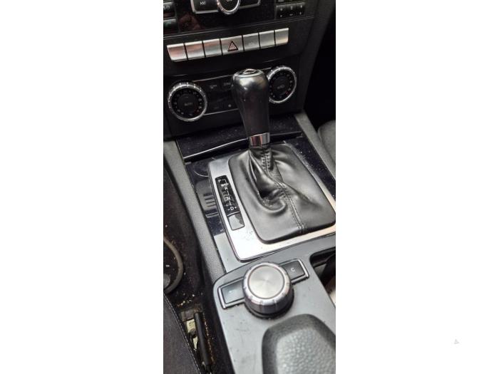 Mercedes C 2.2 C-180 CDI 16V BlueEFFICIENCY Vehículo de desguace (2011, Metálico, Gris)