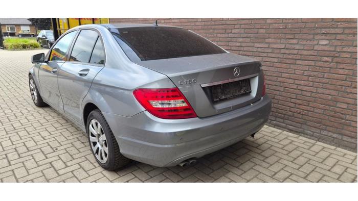 Mercedes C 2.2 C-180 CDI 16V BlueEFFICIENCY Vehículo de desguace (2011, Metálico, Gris)