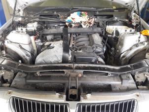 BMW 3 serie 325i 24V Samochód złomowany (2005, Tytan, Metalik, Srebrny)