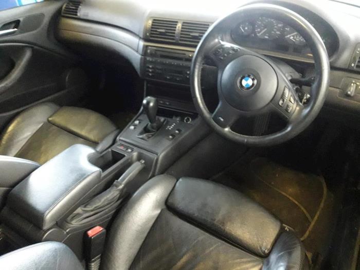 BMW 3 serie 318 Ci 16V Épave (2005, Métallisé, Graphite)