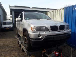 BMW X5 3.0 24V Samochód złomowany (2003, Szary)