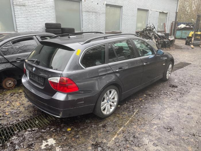 BMW 3 serie Touring 325i 24V Salvage vehicle (2005, Gray)
